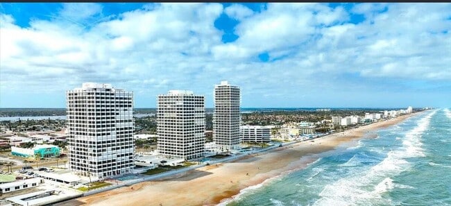 Building Photo - 2828 N Atlantic Ave Unit 1403