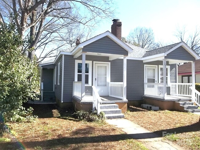 Building Photo - 1606 Allen St Rental