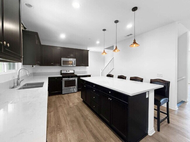 Welcome to Santa Clarita Living at Its Best!