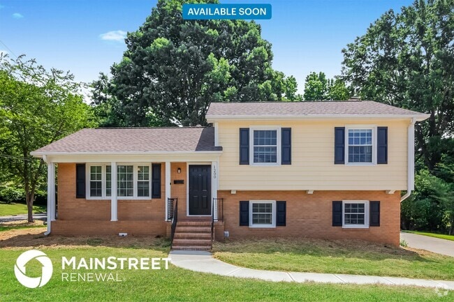 Building Photo - 1200 Castlegate Dr Rental