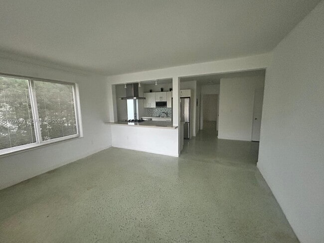 Photo - 7430 Carlyle Ave Unidad 1