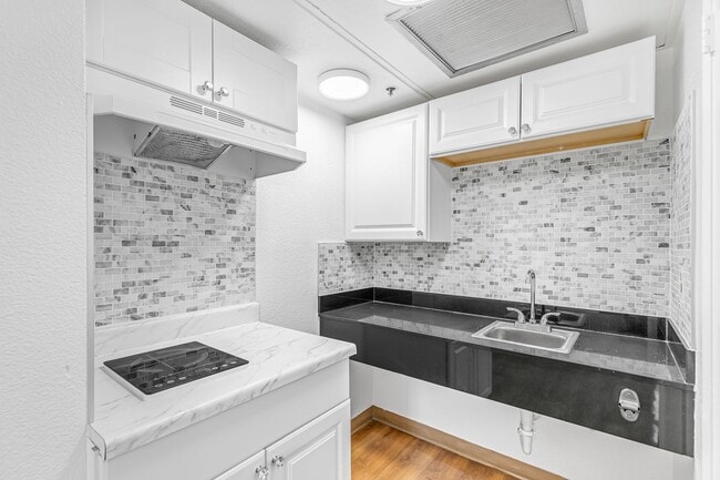 1516 Newbury Rd Unit 261