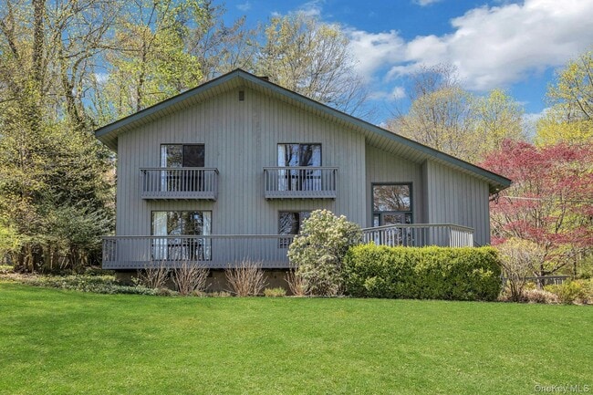 Photo - 68 Lake Shore Dr