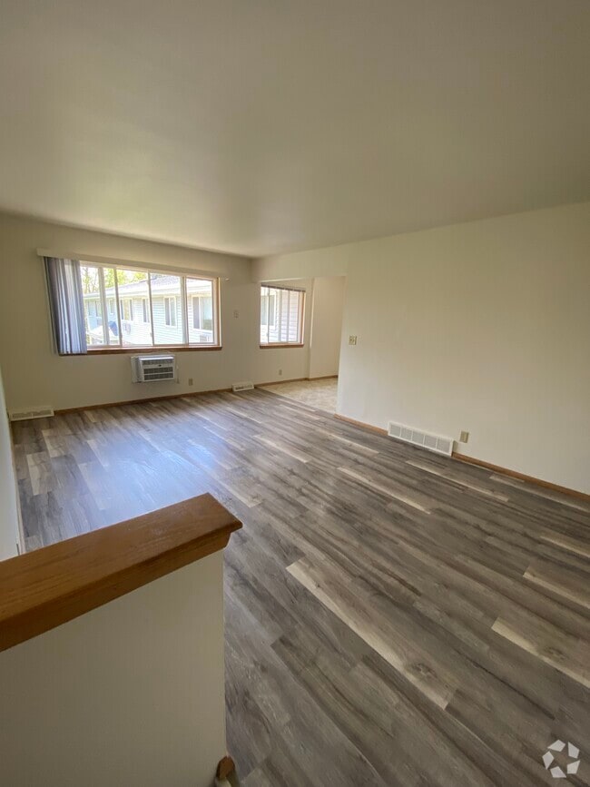 Building Photo - 214 S River St Unit 214 Rental