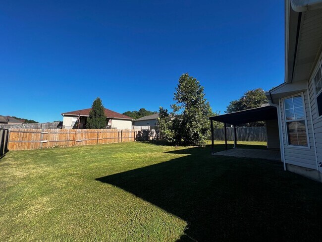 Photo - 1915 Auburn Hills Dr