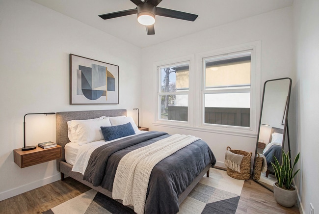 Photo - 8802 Belford Ave Unit 8802