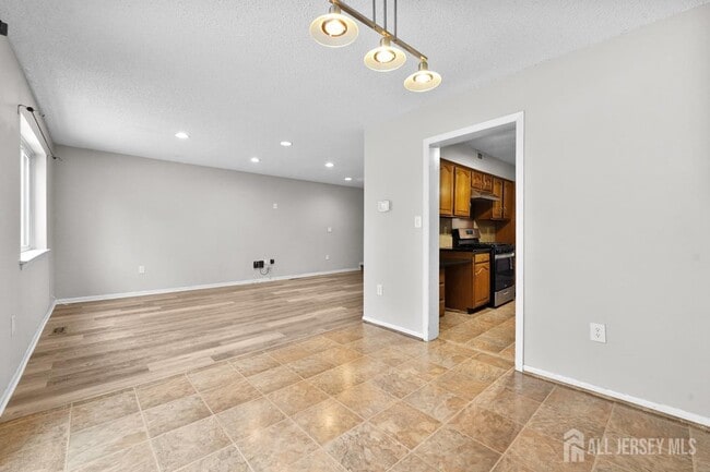 Photo - 151 Tennyson Dr