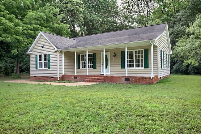Photo - 7411 Belroi Rd House