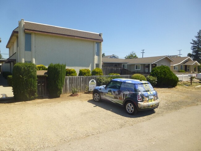 Townhome in Old Orcutt - Townhome in Old Orcutt