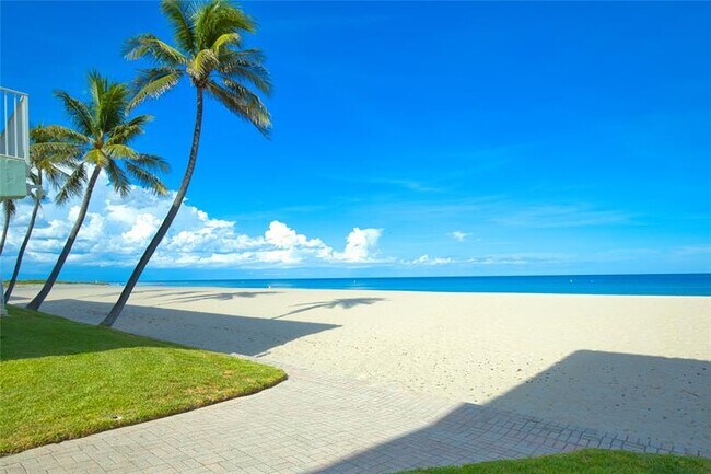 Building Photo - 5400 N Ocean Blvd Rental