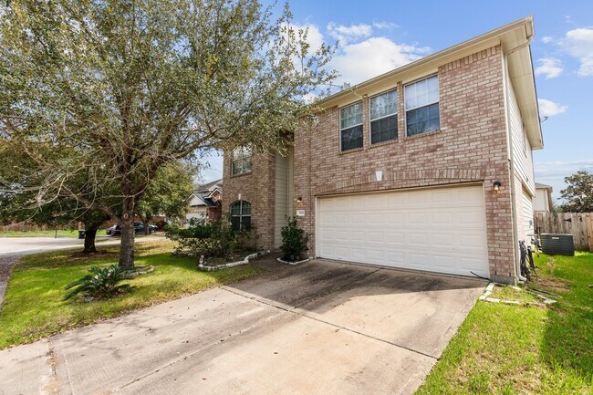 Photo - 3111 Holly Ranch Dr