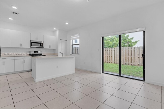 Building Photo - 28625 SW 133rd Pl