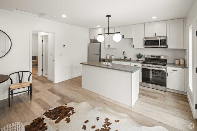 Building Photo - Gorgeous 1 Bedroom Home in Faircrest Heights!
