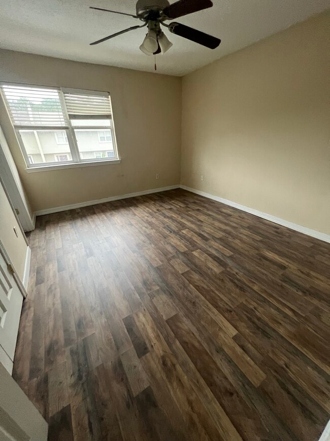 Photo - 1625 Martin Bluff Rd