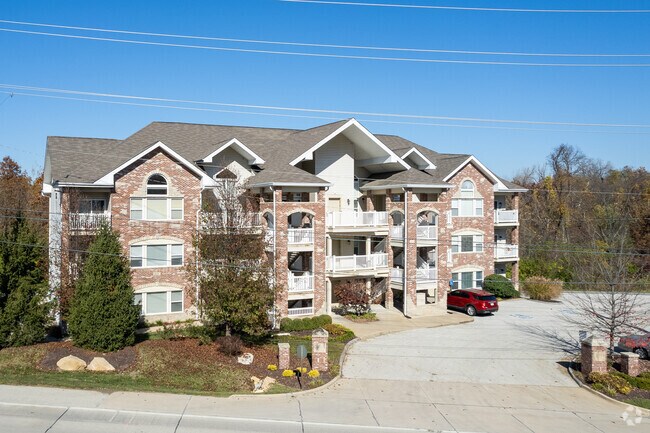 Photo - Oakridge