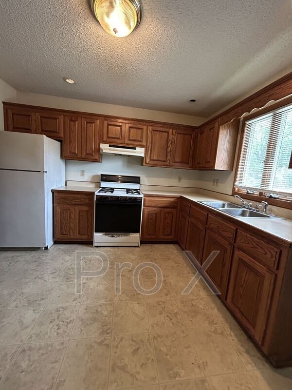 Photo - 404 E Adams St Unit Apt. A