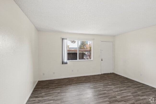 1 dormitorio, 1 baño - 610 pies cuadrados - Sala de estar - Esper