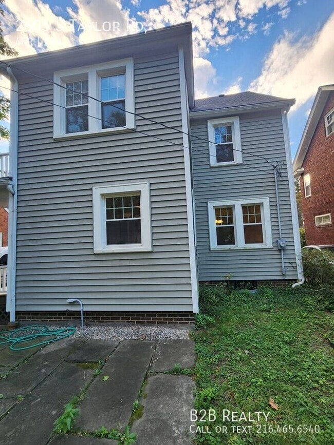 Photo - 2605 S Taylor Rd