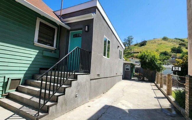 Photo - 2912 1/2 Lincoln Park Avenue, 1/2 Unidad 1/2