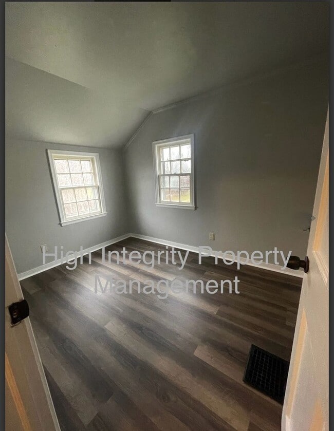 Photo - 822 Adams St Unit B