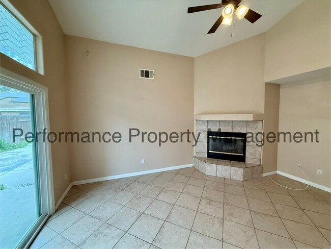 Photo - Cute 3 Bed/2 Bath SW Bakersfield Home w/ RBP & $0 Deposit Option