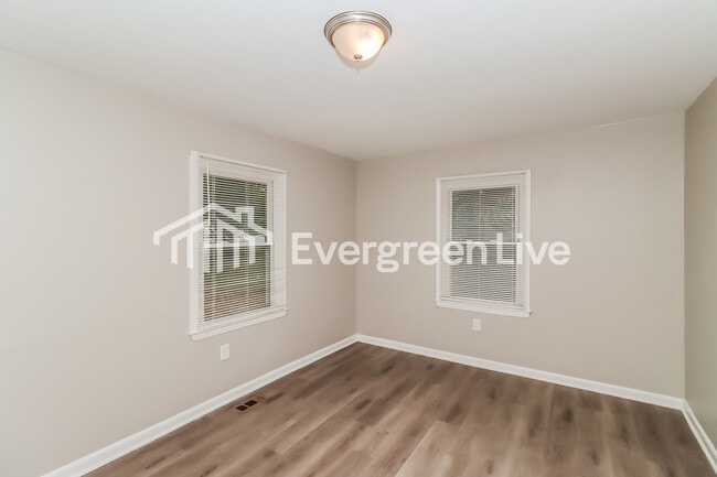 Photo - 1404 Hateras Ave