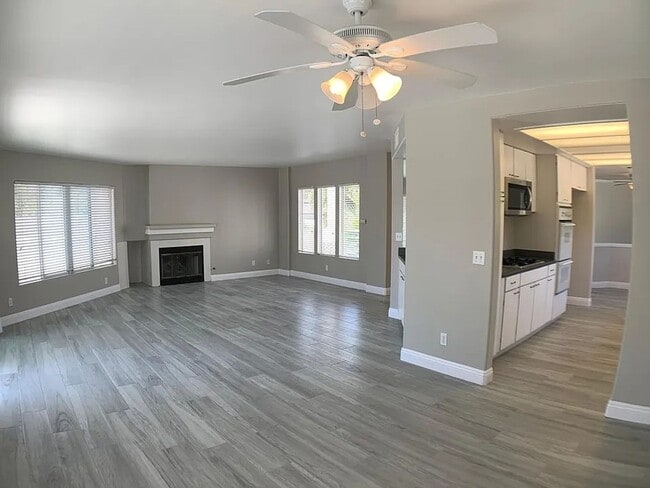 Photo - 4594 Cove Dr