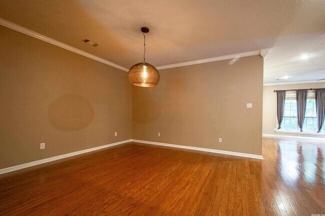 Photo - 20 Bouresse Dr