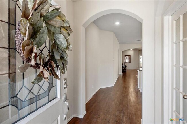 Photo - 263 Bainbridge Rd