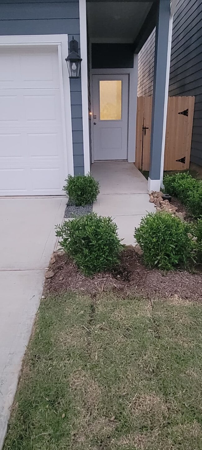 Photo - 3566 Blue Mockingbird St