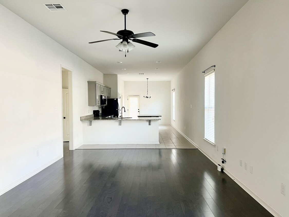 Photo - 954 Deer Pass Dr (Baton Rouge, LA)