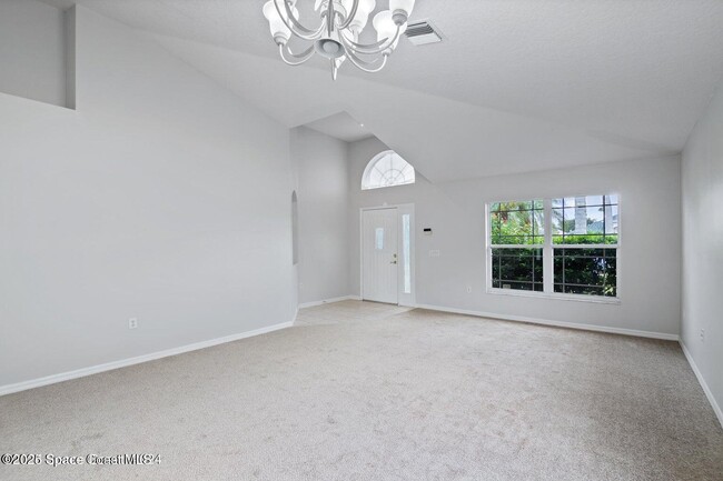 Photo - 621 Misty Creek Dr