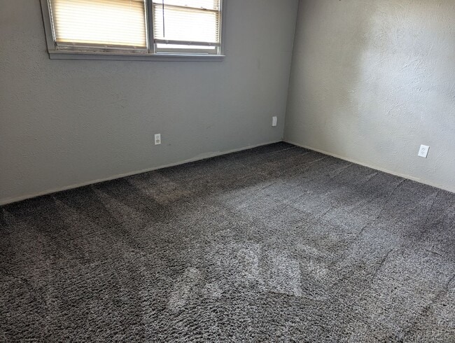 Photo - 535 42nd St Unidad B