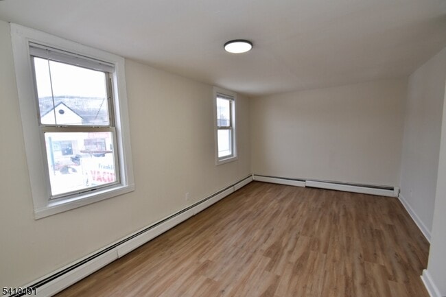 Photo - 69 NJ-23 Unit c