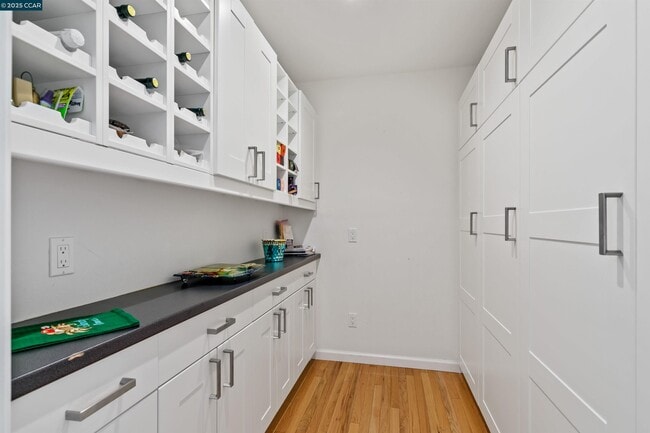 Photo - 1536 Alamo Way