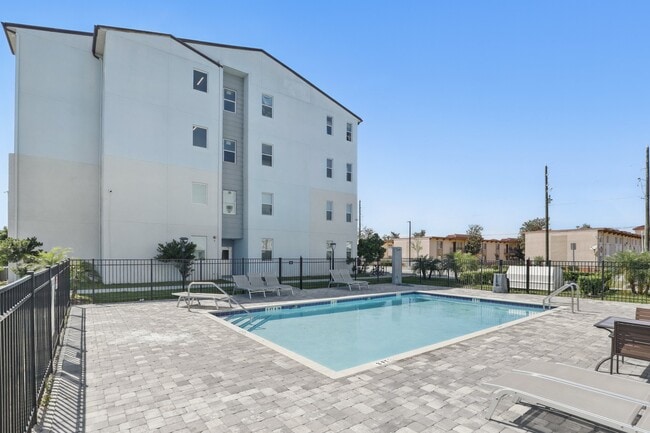 Building Photo - 820 Isaacville Dr Unit 115