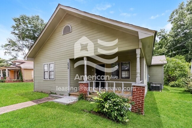 Photo - 335 Dewitt Ave