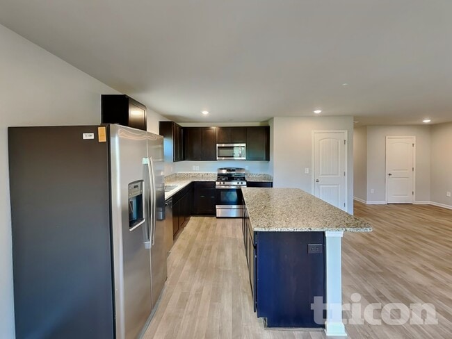 Photo - 930 Equine Dr