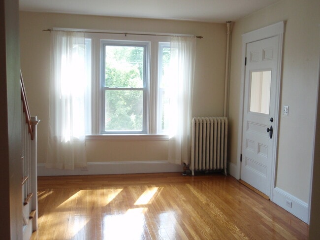 Dining room - 27 Granite St Unit Granite Street