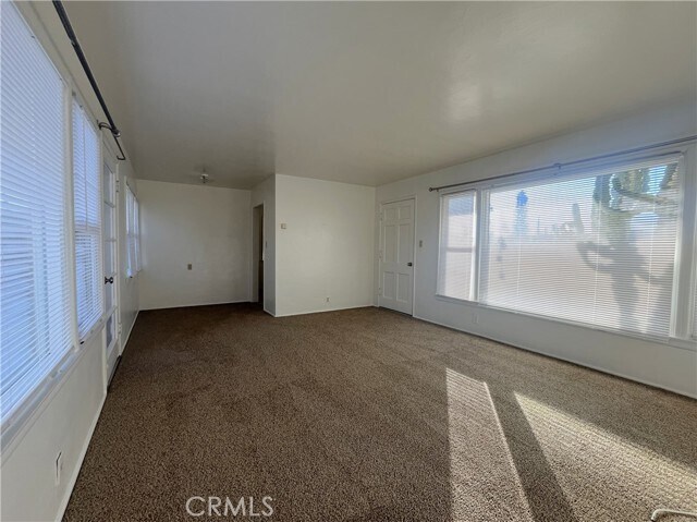 Photo - 911 Park Ave