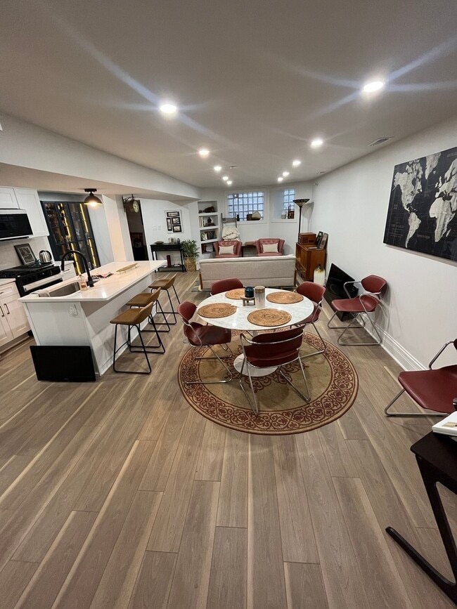 Photo - 6617 S Minerva Ave