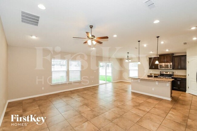 Photo - 193 Brentley Ln