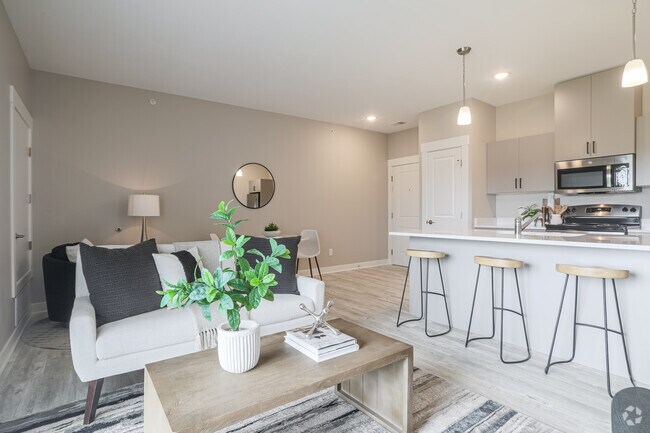 2BR, 2BA - 985SF - Living Room
