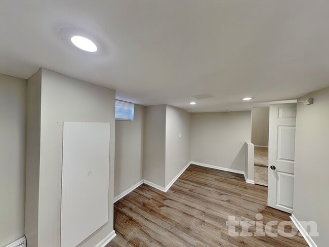 Photo - 13516 Grand Ave