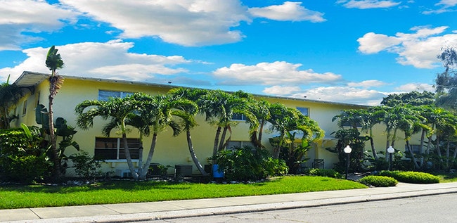Photo - Bradenton Palms