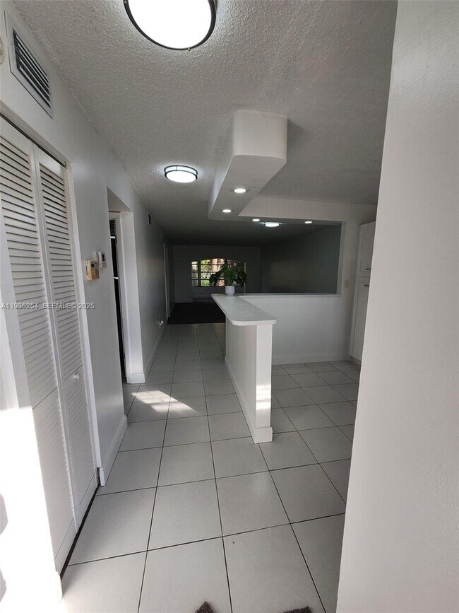 Photo - 609 S State Rd 7 Unit 2C