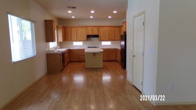 Photo - VISTA VERDE AT SUMMERLIN 3bd 2.5 bth WITH PRIVATE POOL & SPA