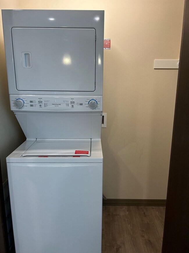 Photo - Madison Apartments