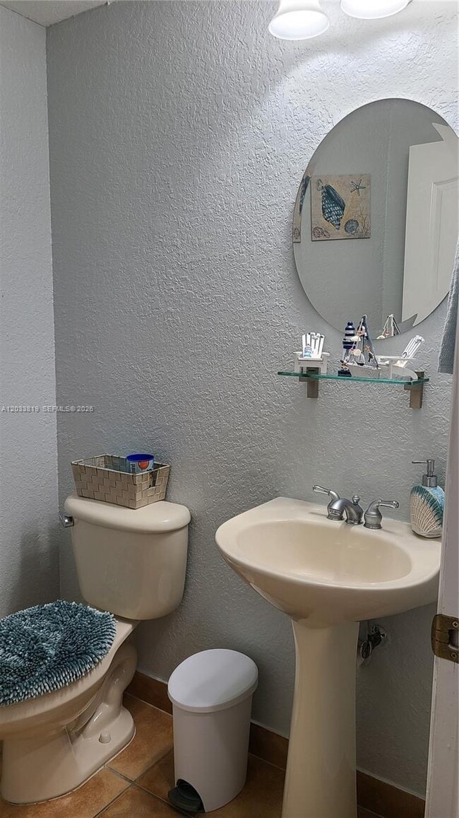 Photo - 886 SW 149th Ct