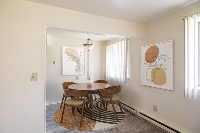 River Raisin Apartments